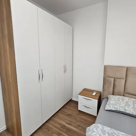 Univers Apartamento *